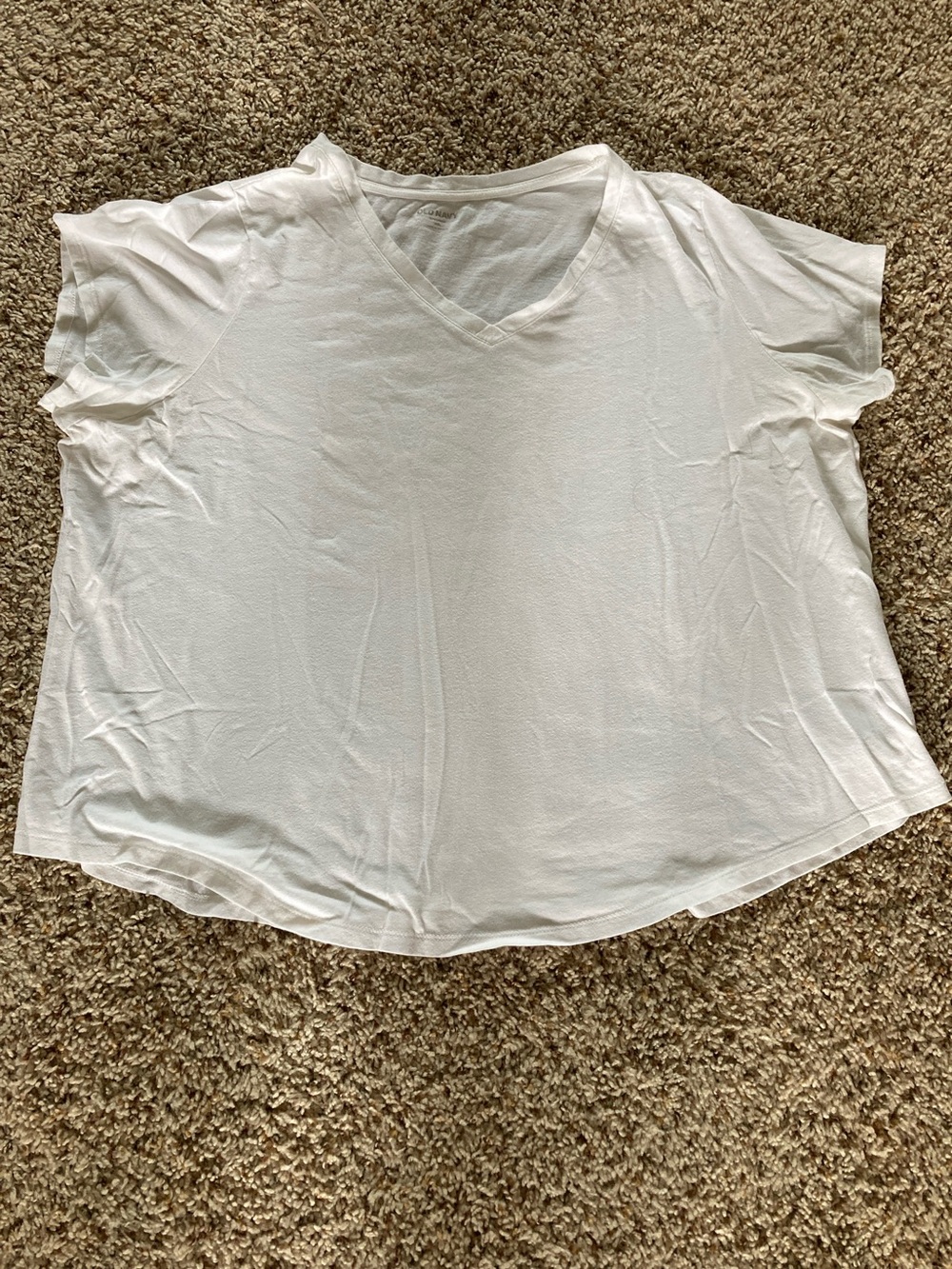Old Navy White V-Neck Short Sleeve Tee